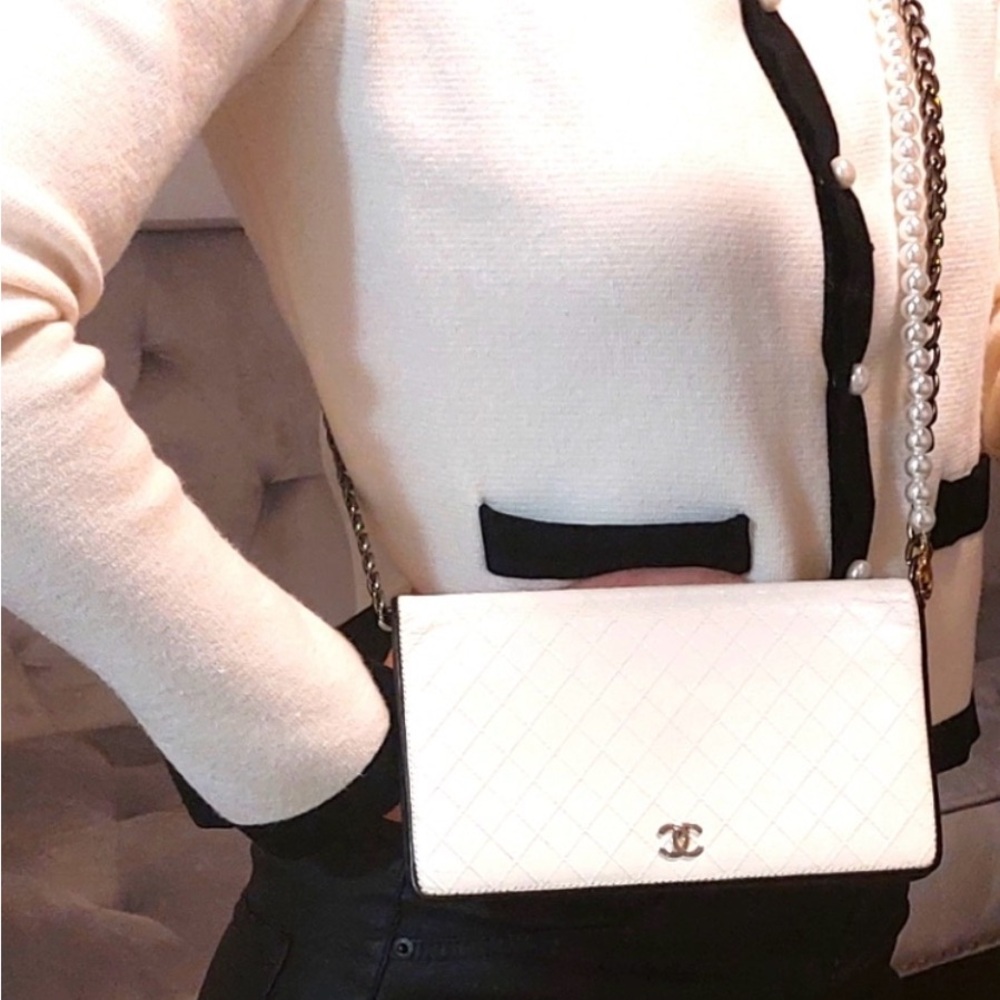 Chanel Cream Quilted Women's Clutch Wallet